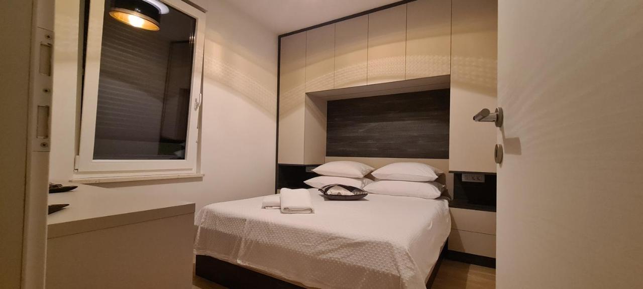 Penthouse Apartman Marcelina In Трогір Екстер'єр фото